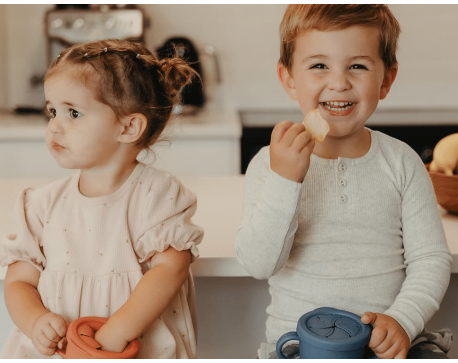 Gobelet Silicone Bébé Haakaa 250ml – Sip-N-Snack 2-en-1